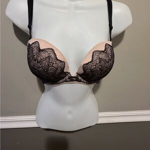 Victoria's Secret Black Lace and Cream Bra
